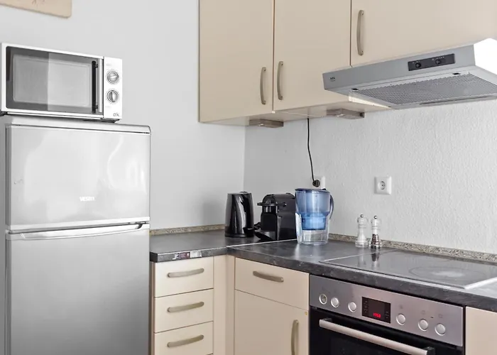 Gaestehaus ホームステイ *