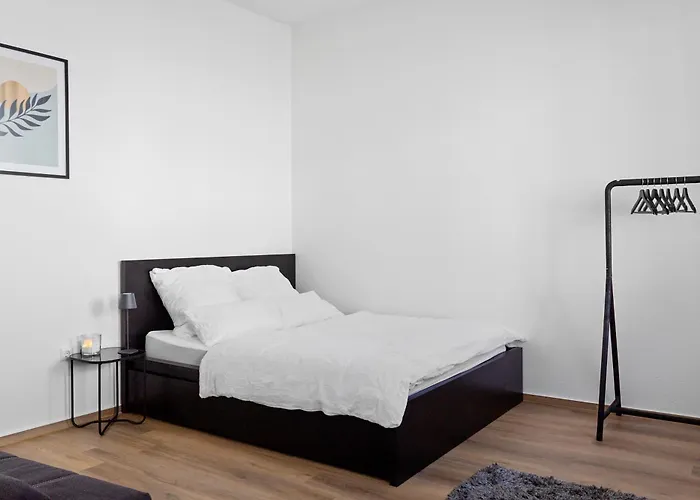 ホームステイ Gaestehaus ベルギッシュ・グラートバッハ